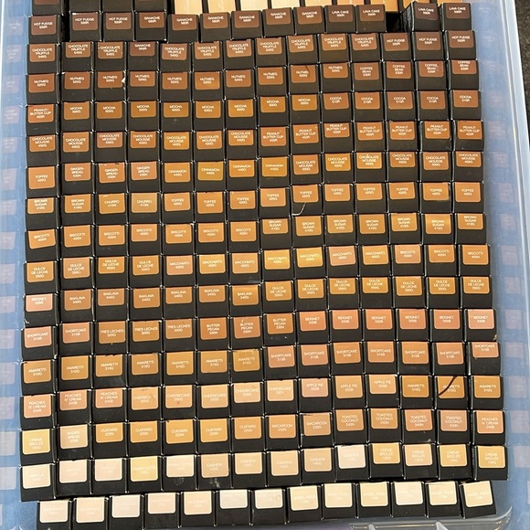 Huda #Fauxfilter Skin Finish Buildable Coverage Foundation Stick 34 shades 🌈 NEW - Picture 12 of 12